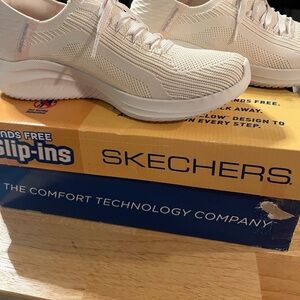 Skechers Women's Knit Slip-On Sneakers in Light Pink